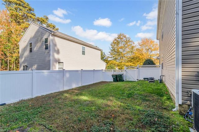 104 Linfoot CT, Williamsburg, VA 23185