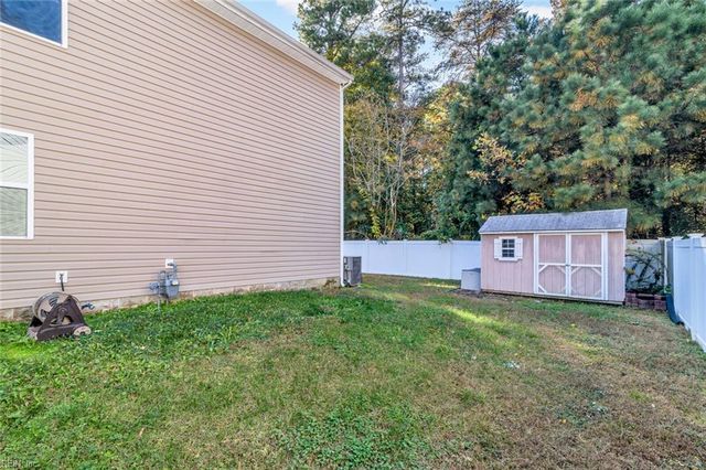 104 Linfoot CT, Williamsburg, VA 23185