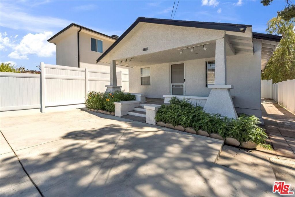 11018 Olinda Street, Sun Valley, CA 91352 — photo 5