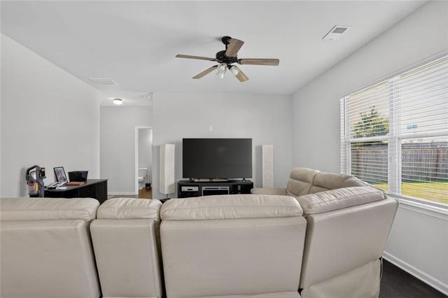 616 Blue Ash Court, Mcdonough, GA 30253