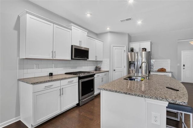 616 Blue Ash Court, Mcdonough, GA 30253