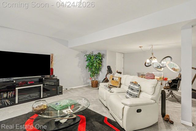 846 Ridgeside Drive, Milford Village, MI 48381