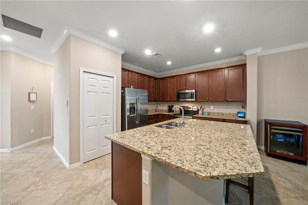 9086 Woodhurst DR, NAPLES, FL 34120 — photo 3