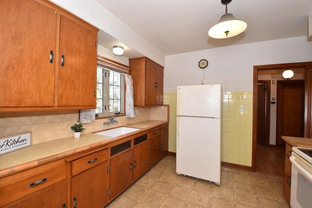 5132 W Townsend STREET, Milwaukee, WI 53216