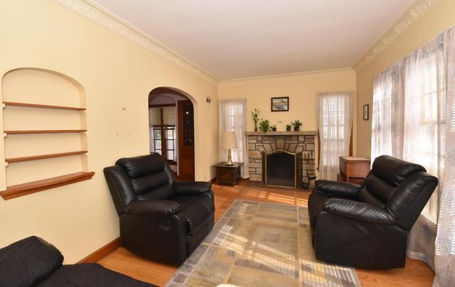 5132 W Townsend STREET, Milwaukee, WI 53216