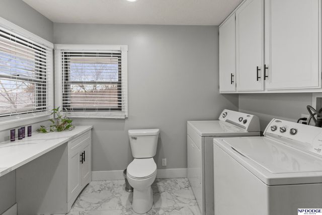 5902 S 50th Street, Omaha, NE 68117