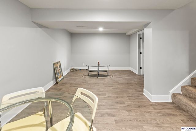 5902 S 50th Street, Omaha, NE 68117