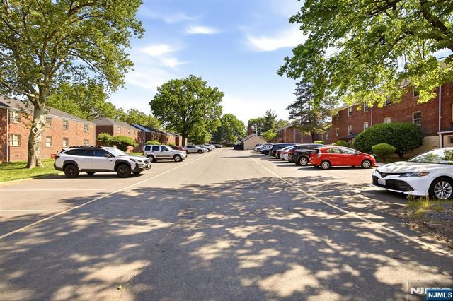 1241 Anderson 19, Fort Lee, NJ 07024