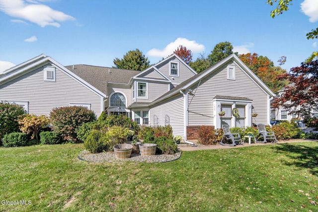 142 Killarney Drive, Niskayuna, NY 12309