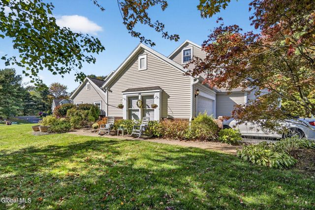 142 Killarney Drive, Niskayuna, NY 12309