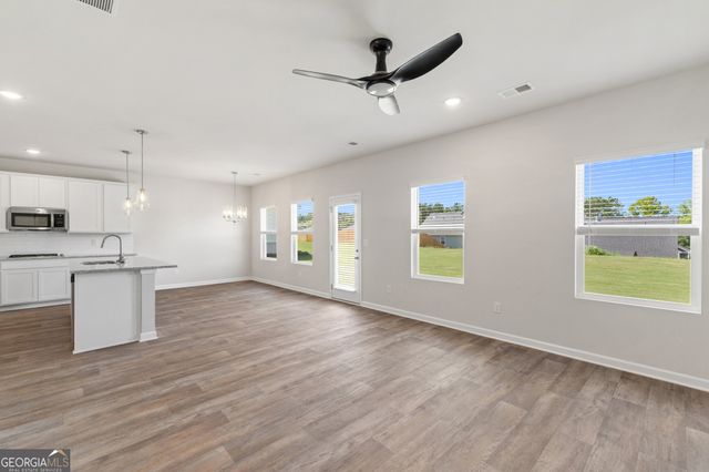 19 faulkner Drive, Social Circle, GA 30025