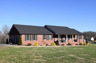 273 Old Coleytown Ln, Lafayette, TN 37083