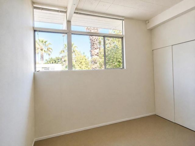 866 N Topaz Circle, Palm Springs, CA 92262