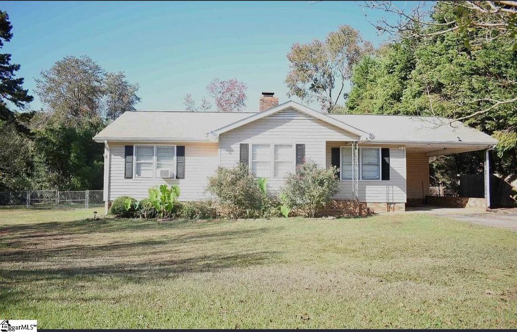 6314 Carmel Drive, Spartanburg, SC 29303