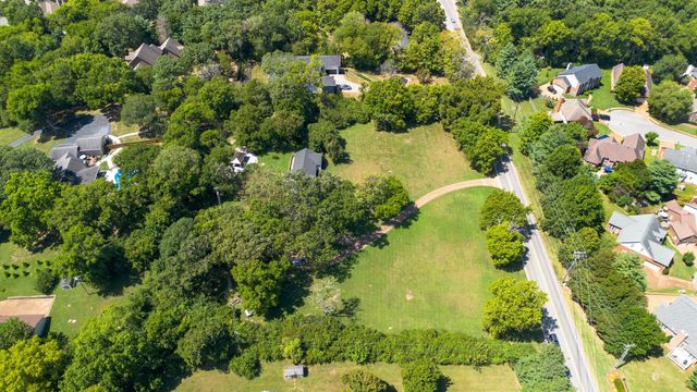 5723 Cloverland Dr, Brentwood, TN 37027