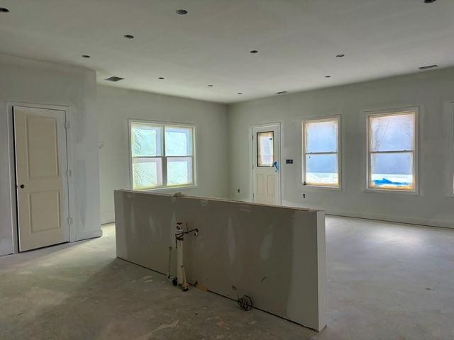 115 Winsome Way, Woodstock, GA 30188