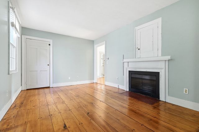 69 Main St, Kingston, MA 02364