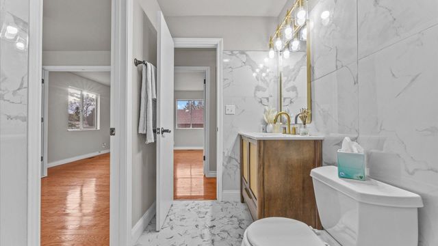 1042 Lakeside Court, Grand Junction, CO 81506