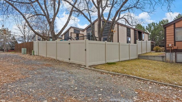 1042 Lakeside Court, Grand Junction, CO 81506