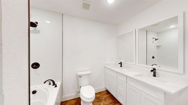 1425 W Walnut Street, Garland, TX 75042