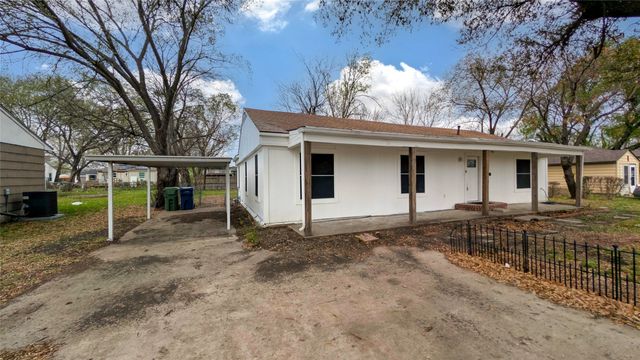 1425 W Walnut Street, Garland, TX 75042