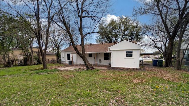 1425 W Walnut Street, Garland, TX 75042