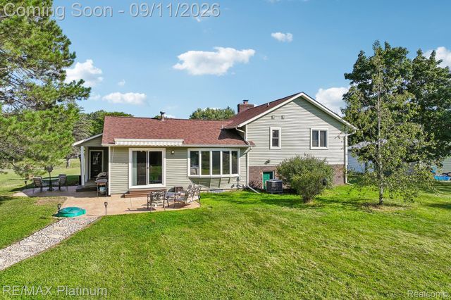 12126 Linden Road, Fenton, MI 48451