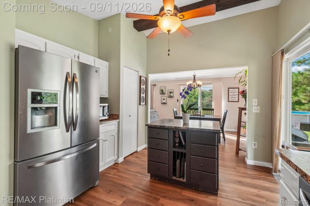 12126 Linden Road, Fenton, MI 48451