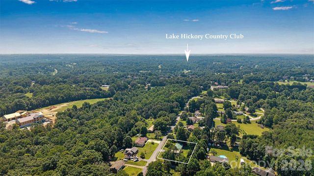 5135 36th Street Drive NE, Hickory, NC 28601