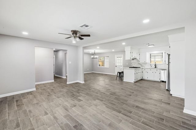 202 Massey Tompkins Road, Baytown, TX 77521