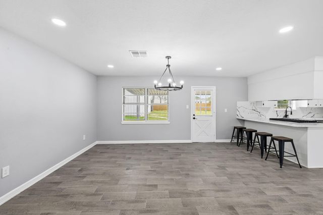 202 Massey Tompkins Road, Baytown, TX 77521