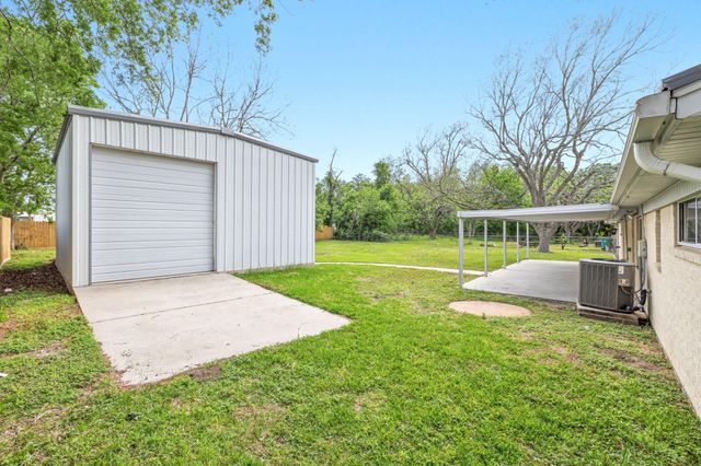 202 Massey Tompkins Road, Baytown, TX 77521