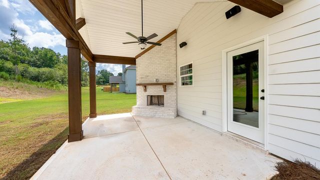 575 Bohannon Road, Grantville, GA 30220