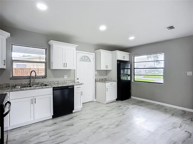 6228 FLORIDA CIRCLE W, Apollo Beach, FL 33572