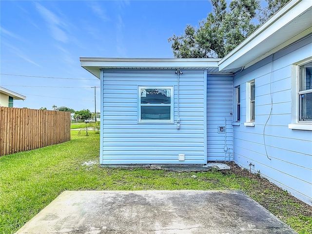 6228 FLORIDA CIRCLE W, Apollo Beach, FL 33572