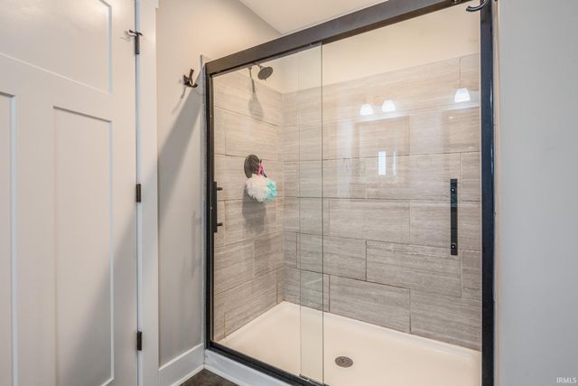 637 E Benjamin Street, Ellettsville, IN 47429