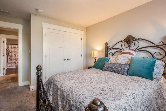 637 E Benjamin Street, Ellettsville, IN 47429