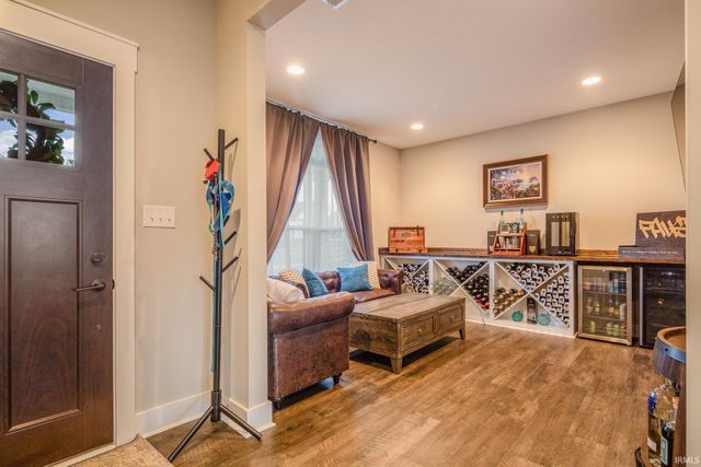 637 E Benjamin Street, Ellettsville, IN 47429