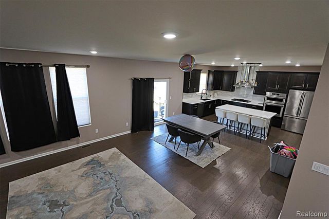 795 Ford Mill Drive, Saline, MI 48176