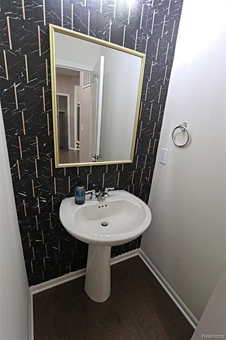 795 Ford Mill Drive, Saline, MI 48176