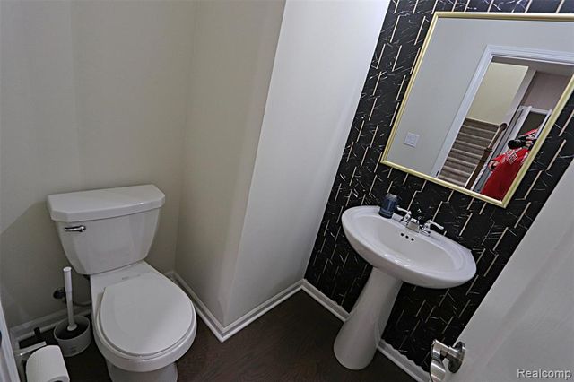 795 Ford Mill Drive, Saline, MI 48176