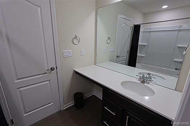 795 Ford Mill Drive, Saline, MI 48176