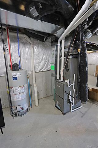 795 Ford Mill Drive, Saline, MI 48176