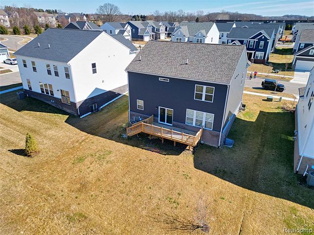 795 Ford Mill Drive, Saline, MI 48176