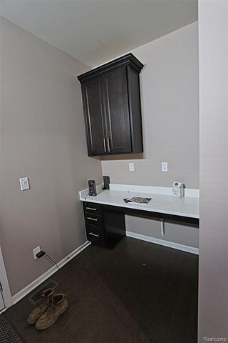 795 Ford Mill Drive, Saline, MI 48176