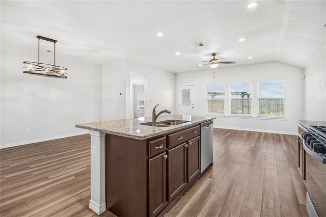 1253 Breebry Dr, Corpus Christi, TX 78415