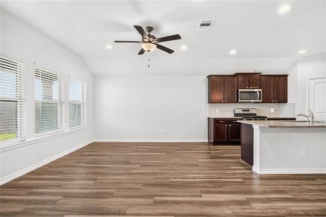 1253 Breebry Dr, Corpus Christi, TX 78415