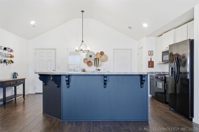 14703 E 114th Street N, Owasso, OK 74055