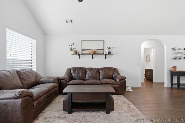 14703 E 114th Street N, Owasso, OK 74055