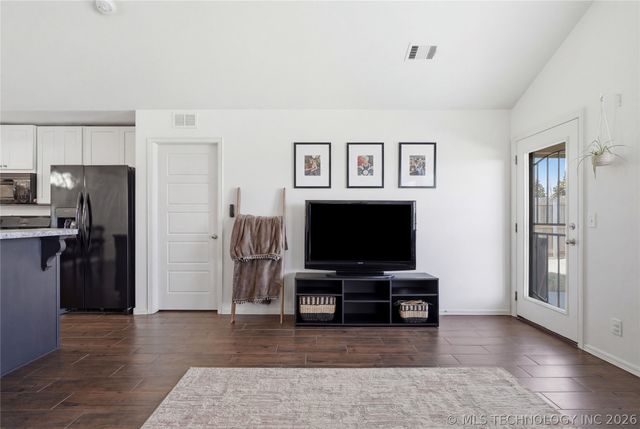 14703 E 114th Street N, Owasso, OK 74055